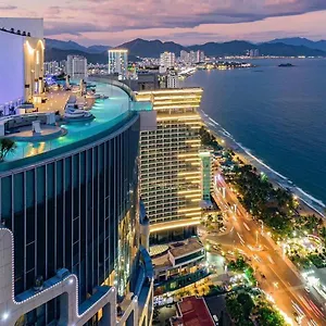 https://panorama-beachfront.nhatrangbesthotels.com